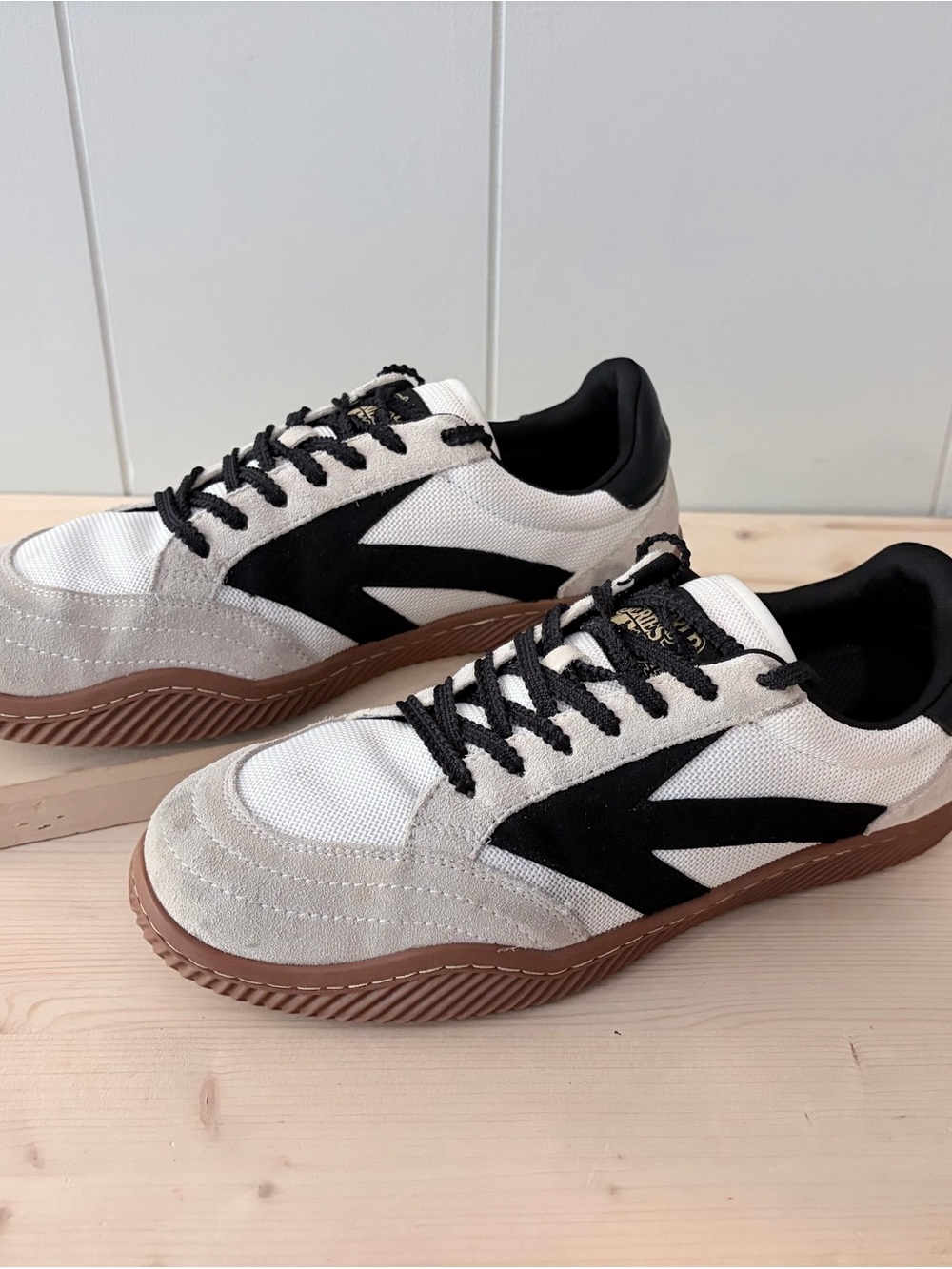Hector Maden Olympism Sneakers Shoes World Series 1984 White Black Men’s 8